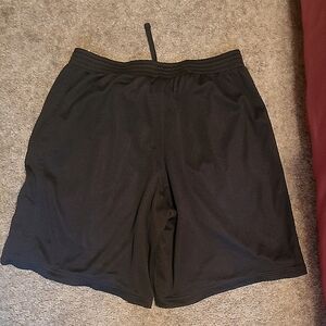 CHAMPION MEN'S SIZE LARGE ATHLETIC SHORTS